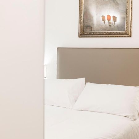 Domus Vitra Hotel Rome Bagian luar foto