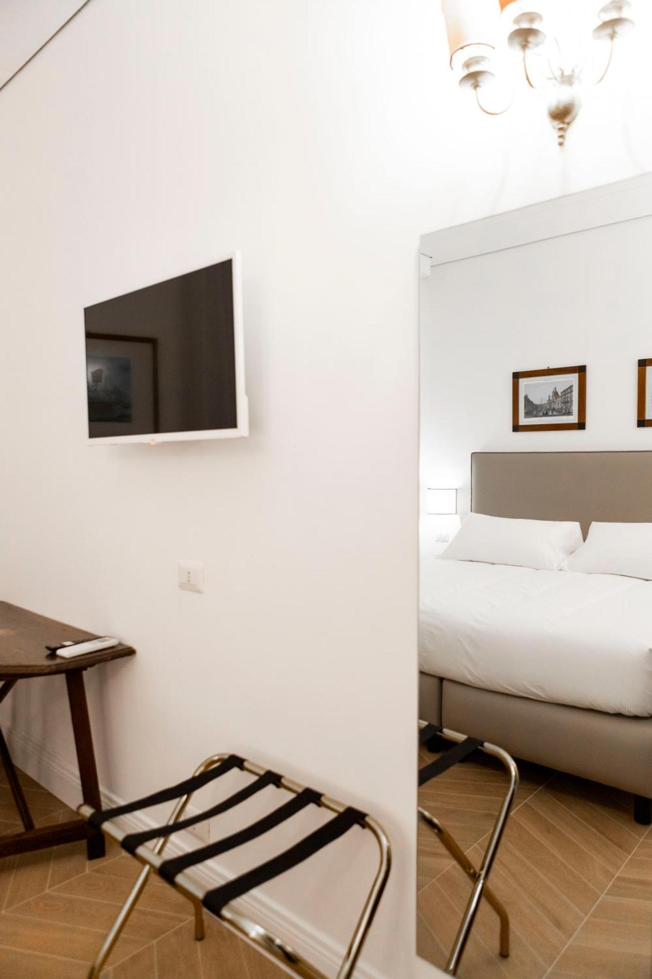 Domus Vitra Hotel Rome Bagian luar foto