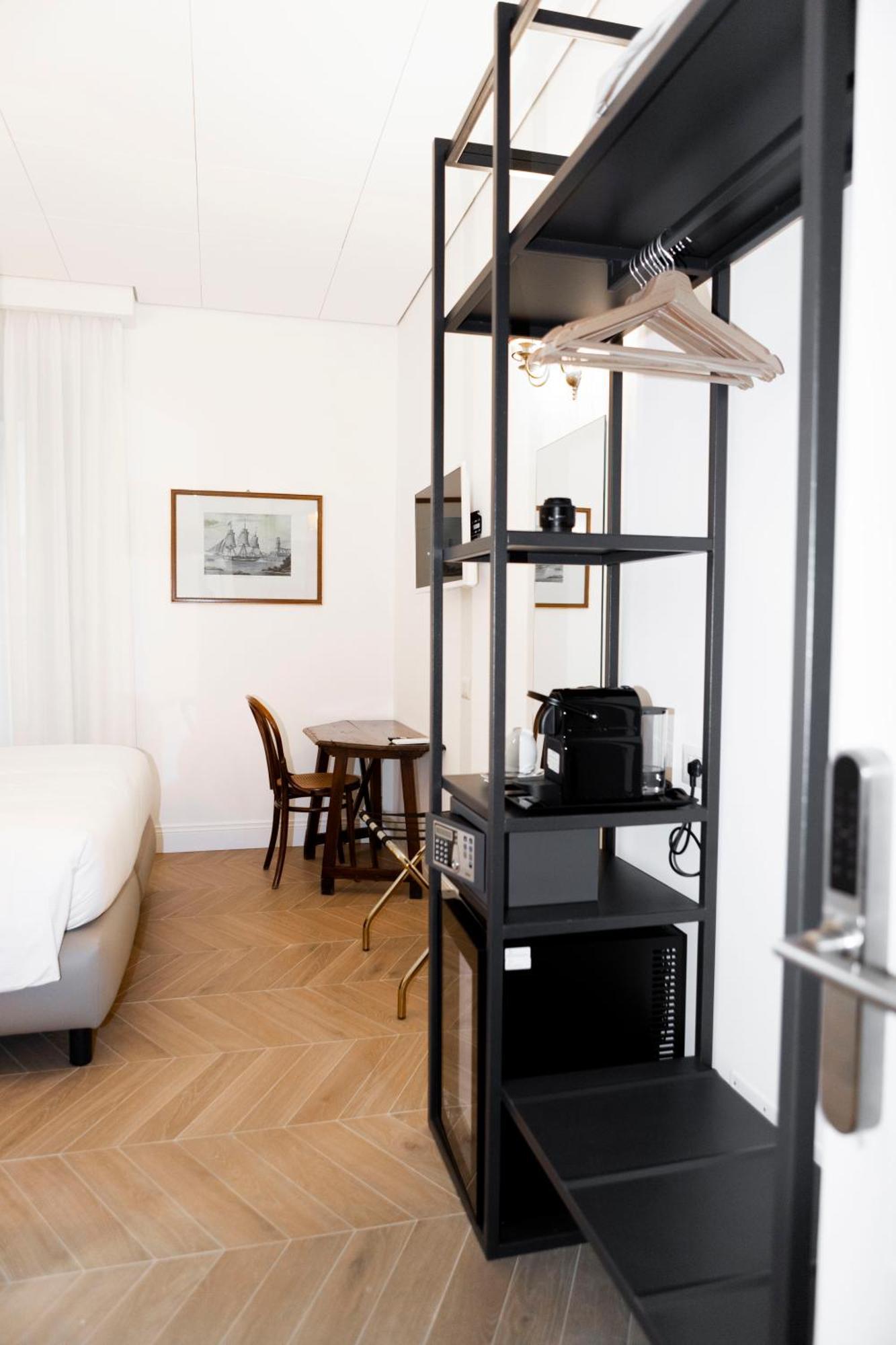 Domus Vitra Hotel Rome Bagian luar foto