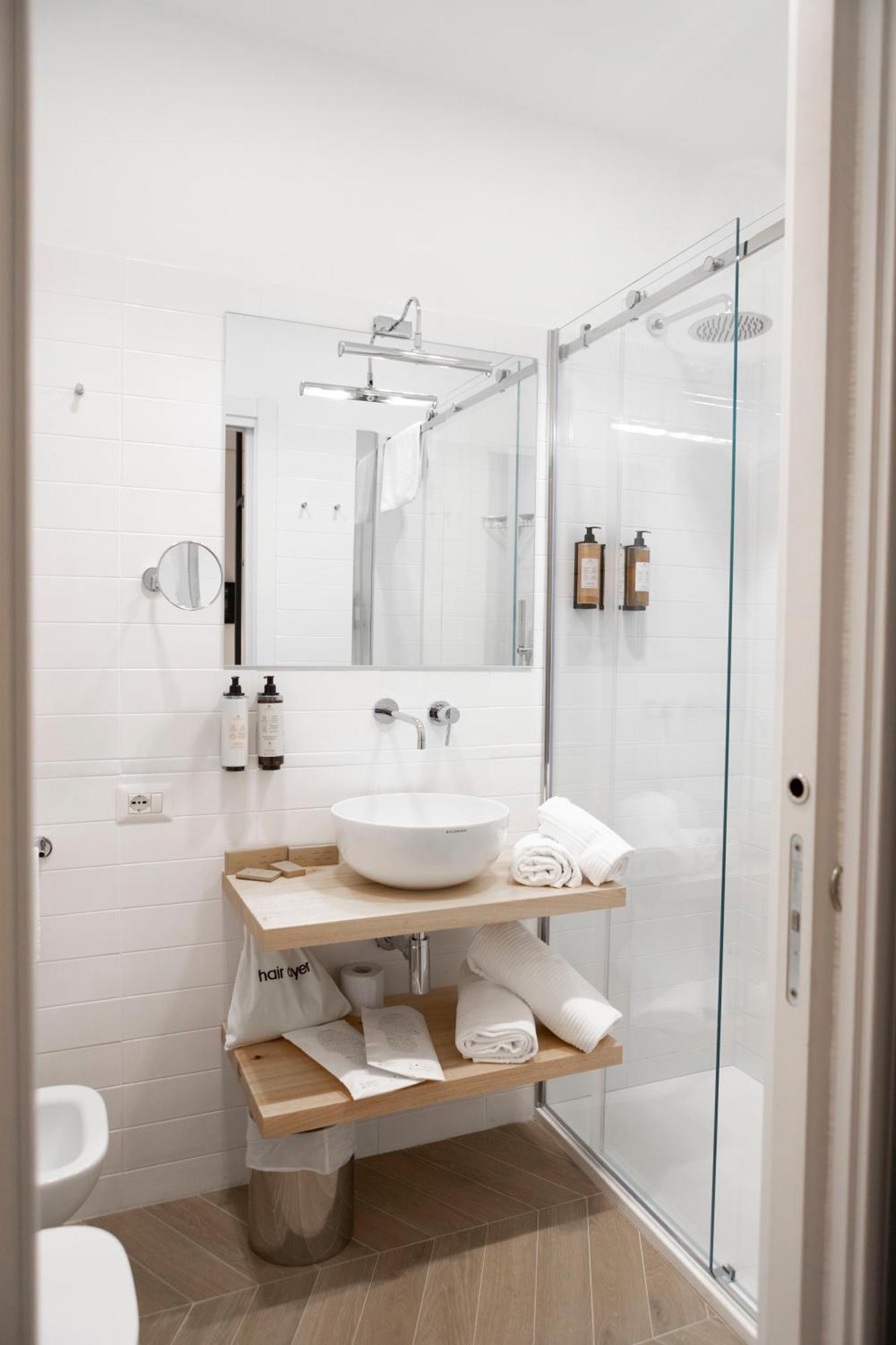 Domus Vitra Hotel Rome Bagian luar foto